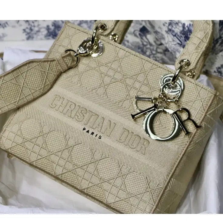 Fashionreps 205fy0072 Bags Dio 0811